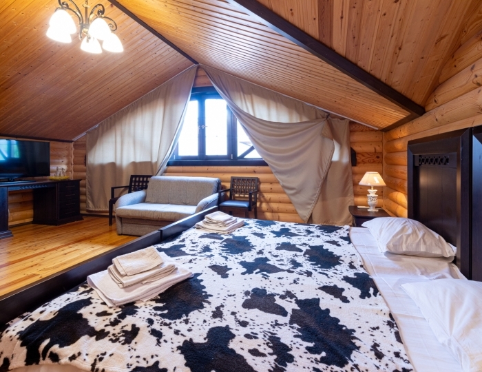 Стандартный 2-местный 1-комнатный "мансардный", корпус 3, этаж 3 - Пансионат «Сосновая роща» Пицунда