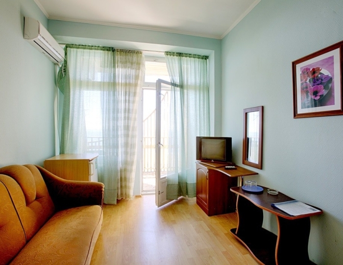 Стандартный 2-местный 2-комнатный с видом на море, корпус 2 - Пансионат «Сосновая роща» Пицунда